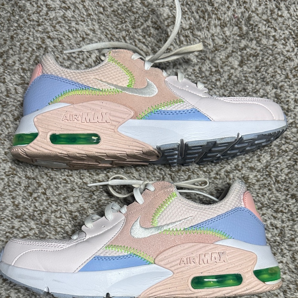 Nike Air Max Sneakers in Pink, Blue, and Green - Picture 5 of 8